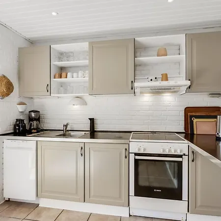 Holiday home Murtuz - 50m From The Sea By Interhome *